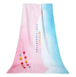 Como arrumar as toalhas de praia durante a viagem e evitar que a areia grude?