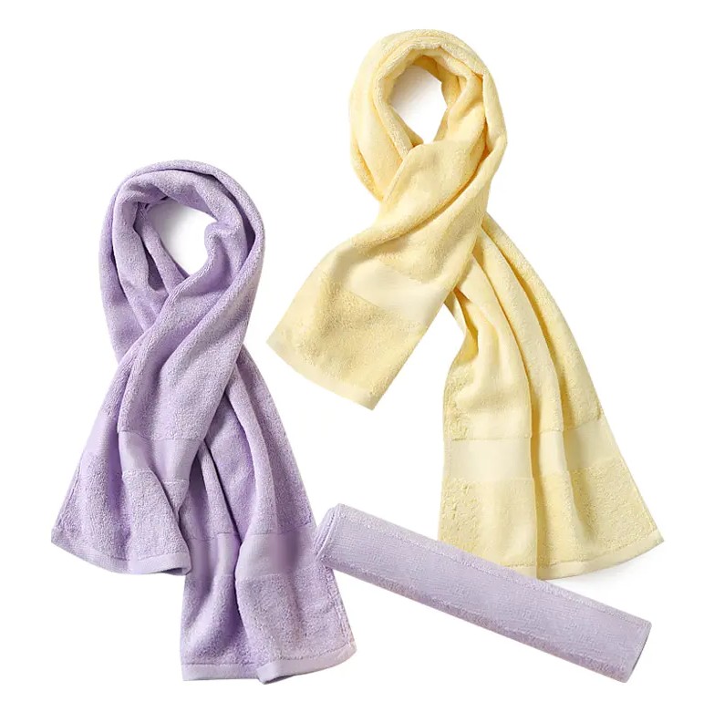 Por que uma toalha molhada parece mais quente do que uma seca?